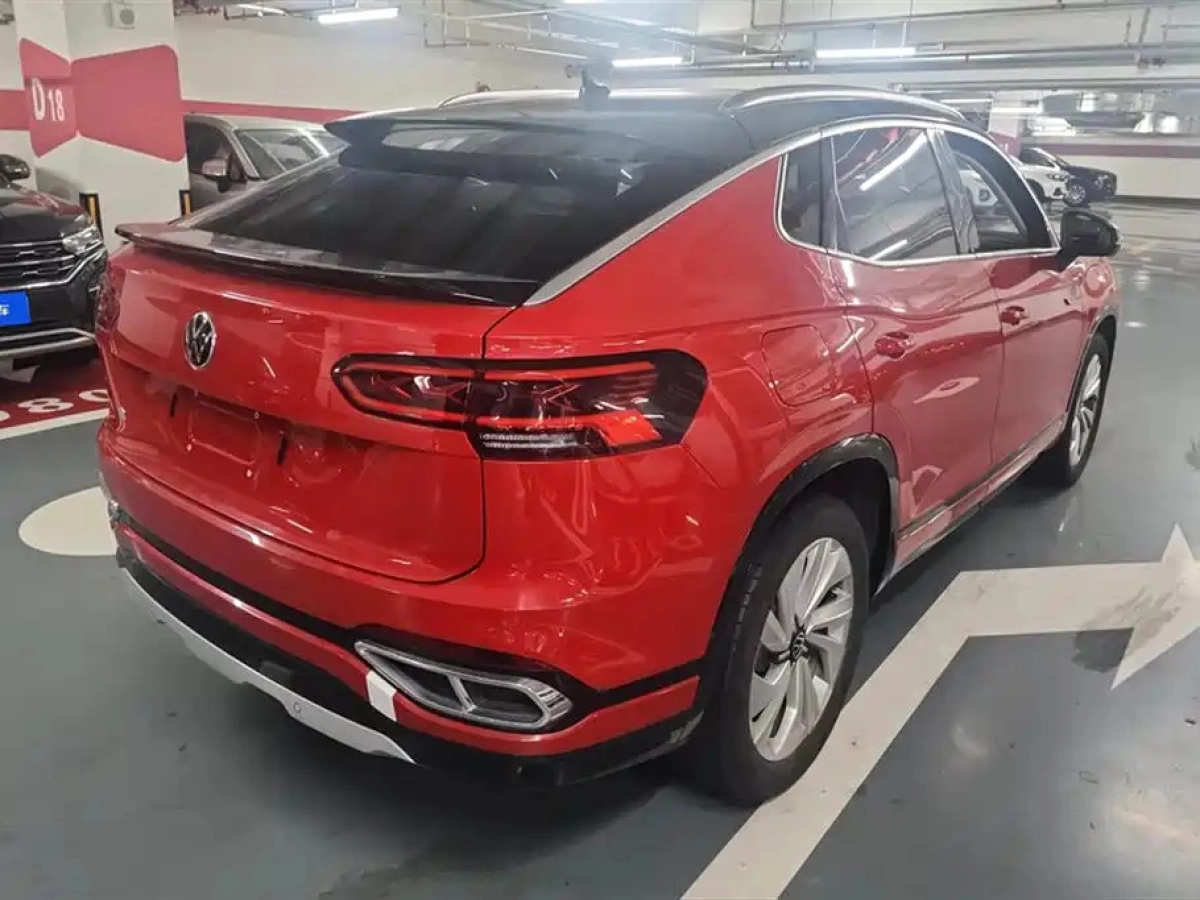 VOLKSWAGEN TAYRON X