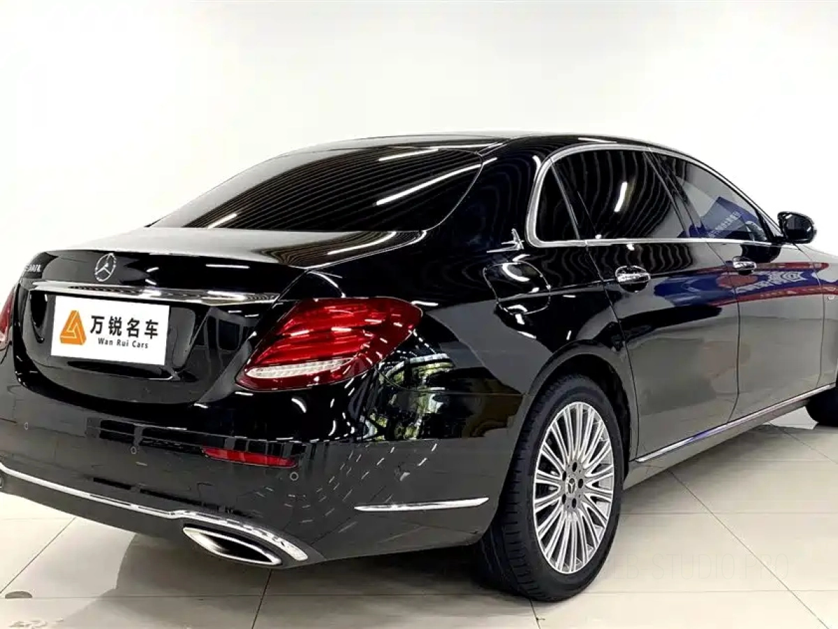 MERCEDES BENZ E-CLASS