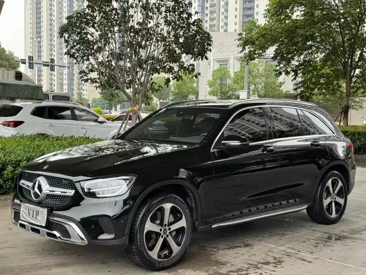 MERCEDES BENZ GLC