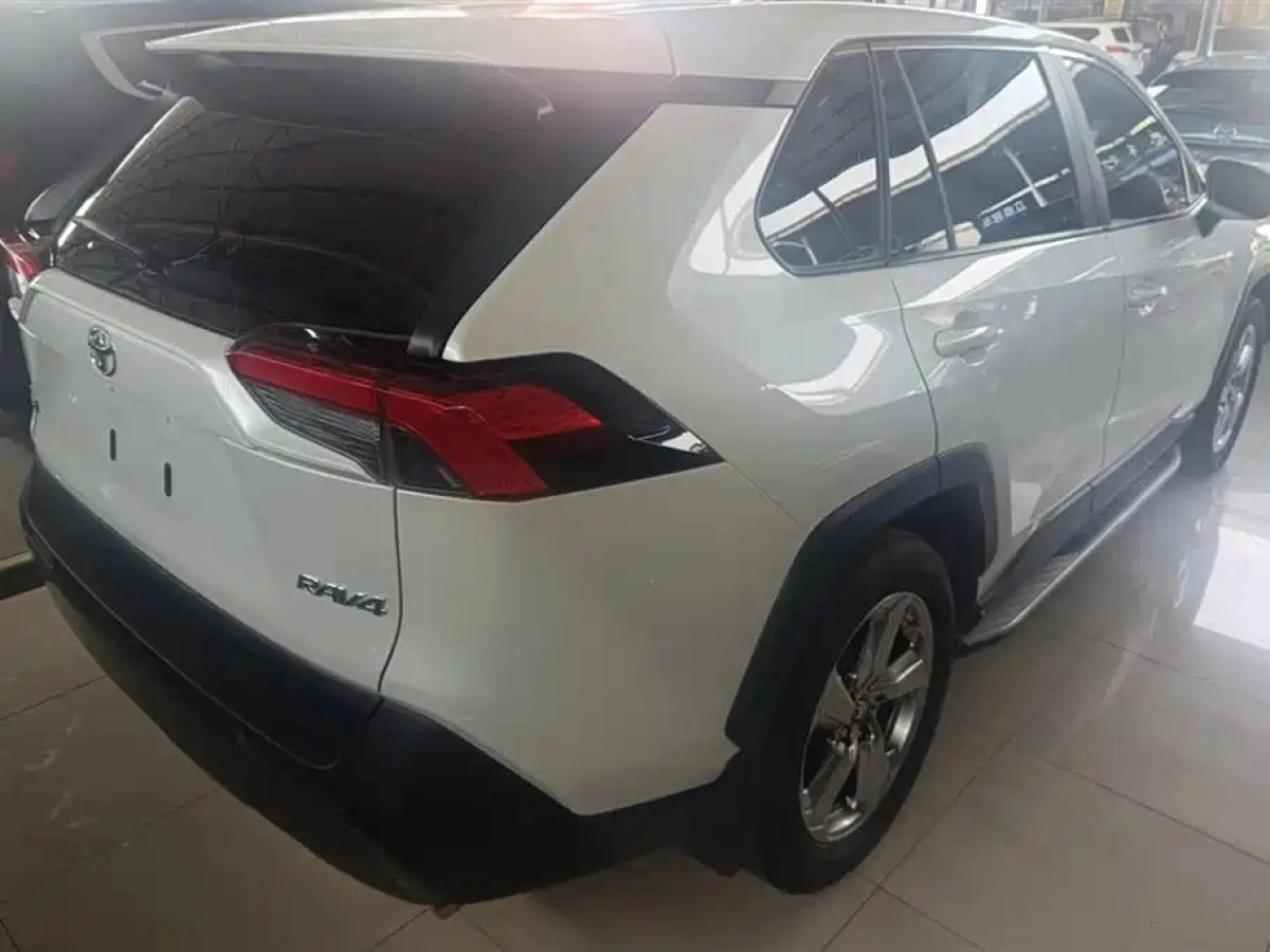 TOYOTA RAV4 RONGFANG