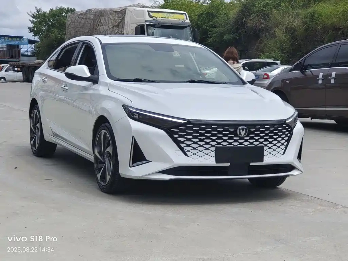 CHANGAN RAETON PLUS