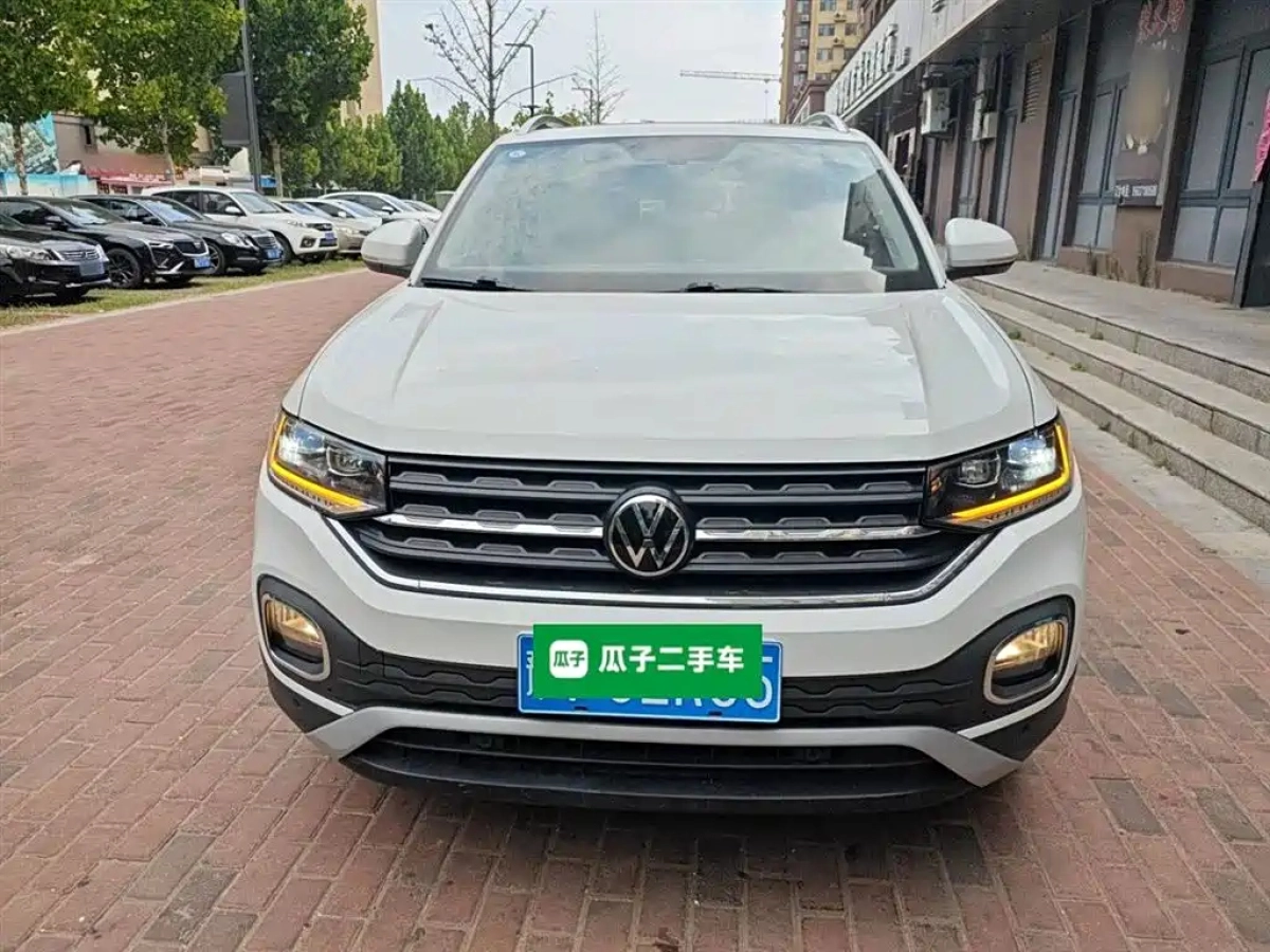 VOLKSWAGEN TACOUA