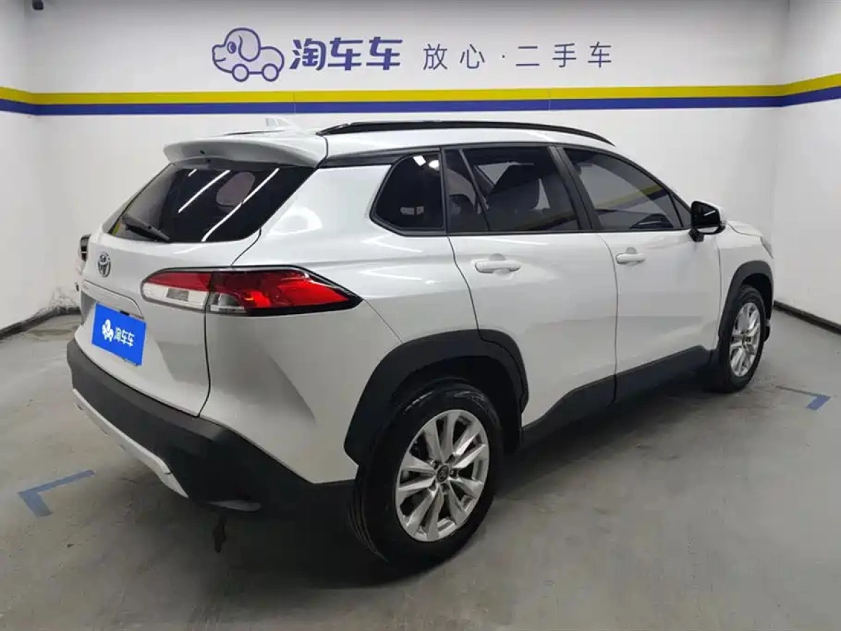 TOYOTA COROLLA CROSS