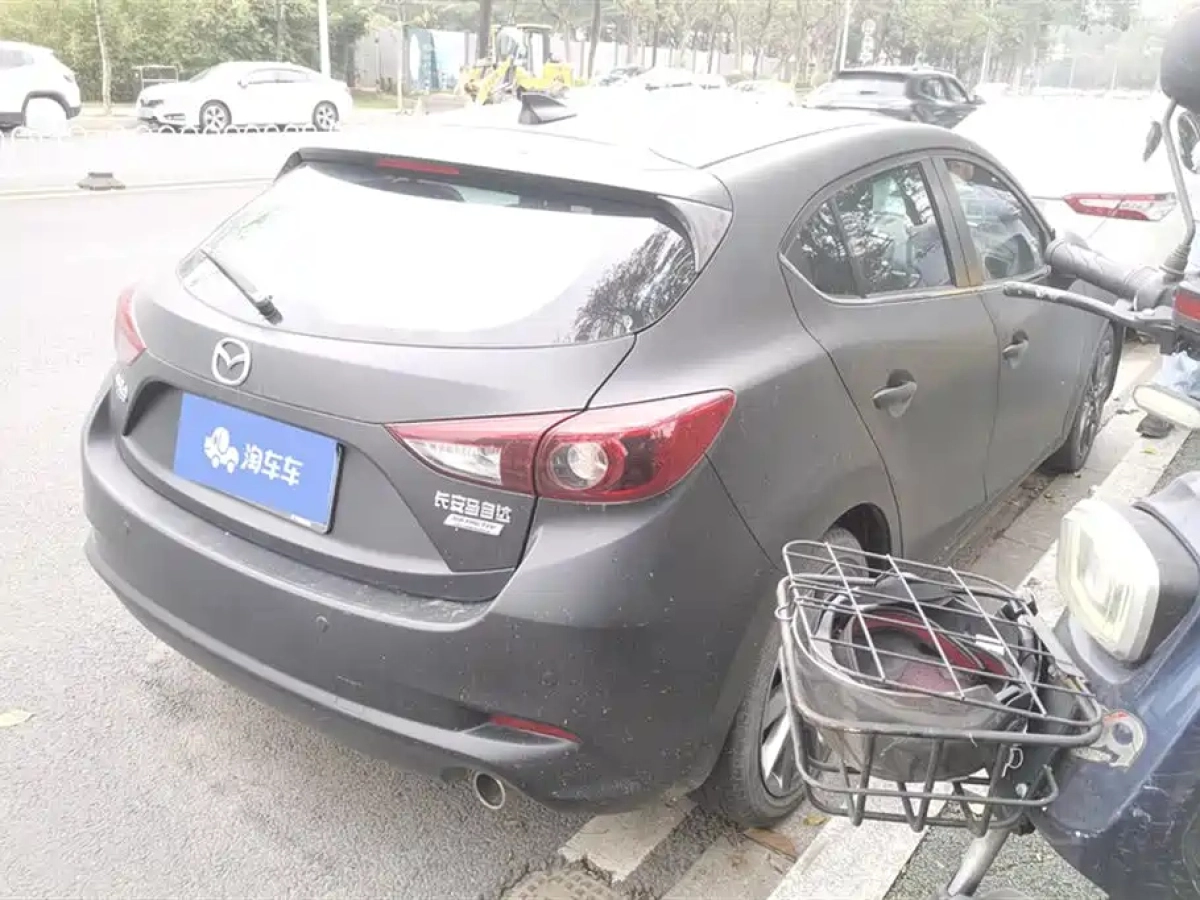 MAZDA 3 AXELA