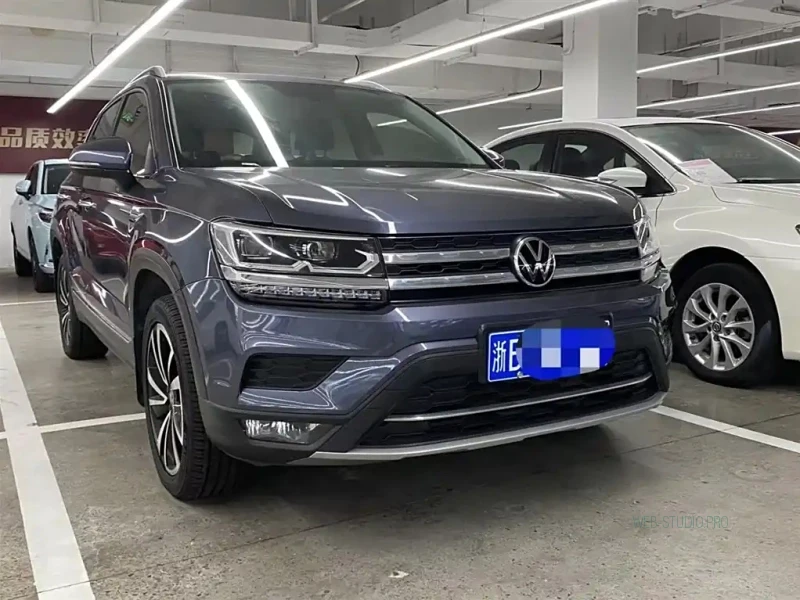 VOLKSWAGEN THARU