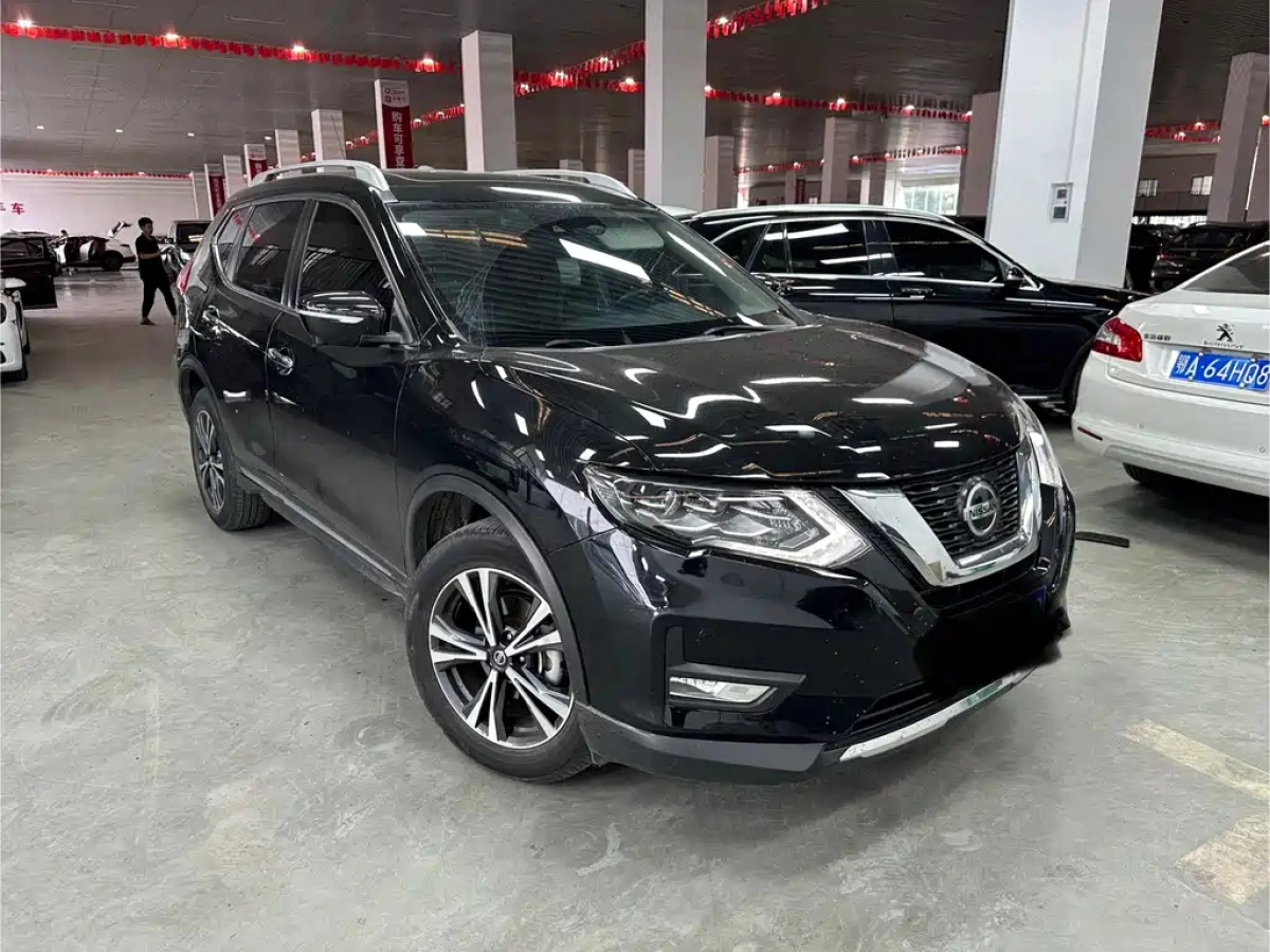 NISSAN X-TRAIL