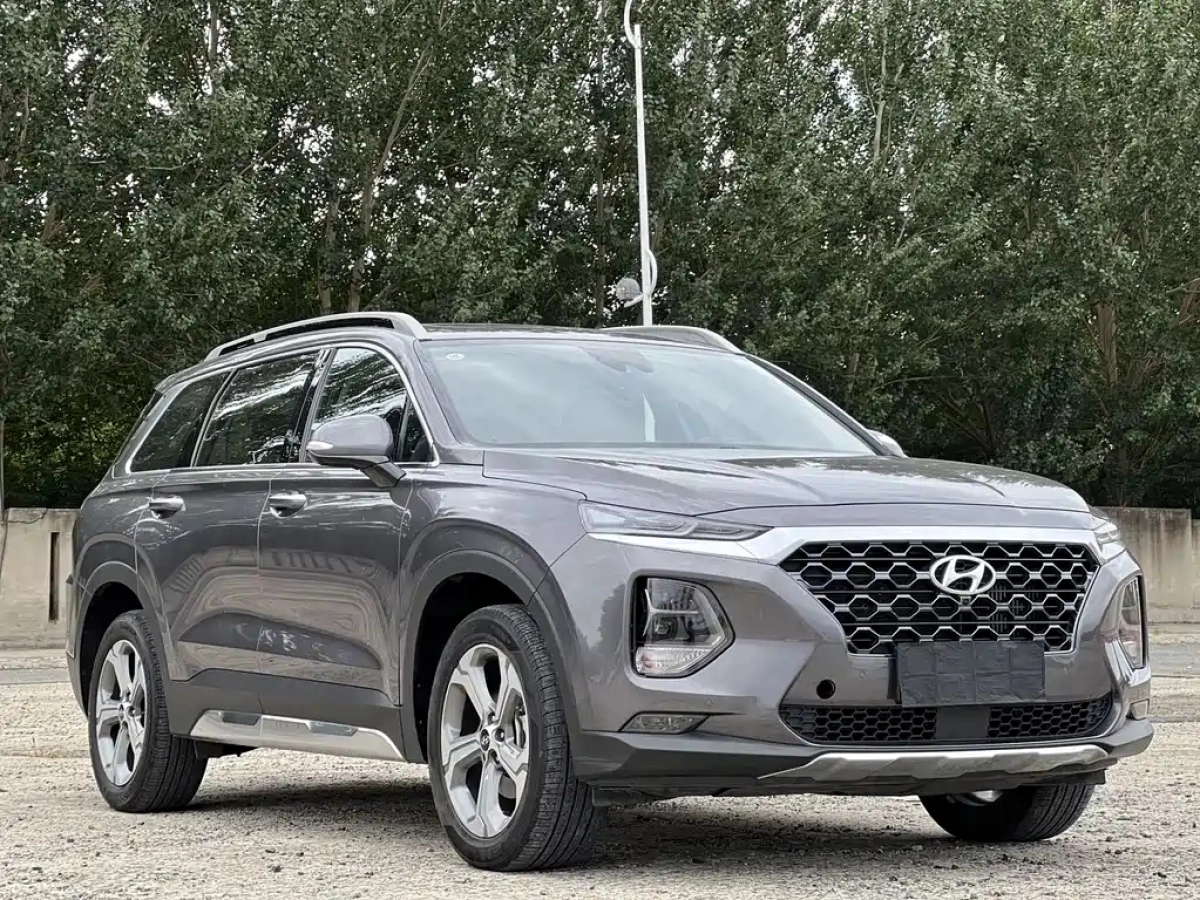 HYUNDAI SANTAFE