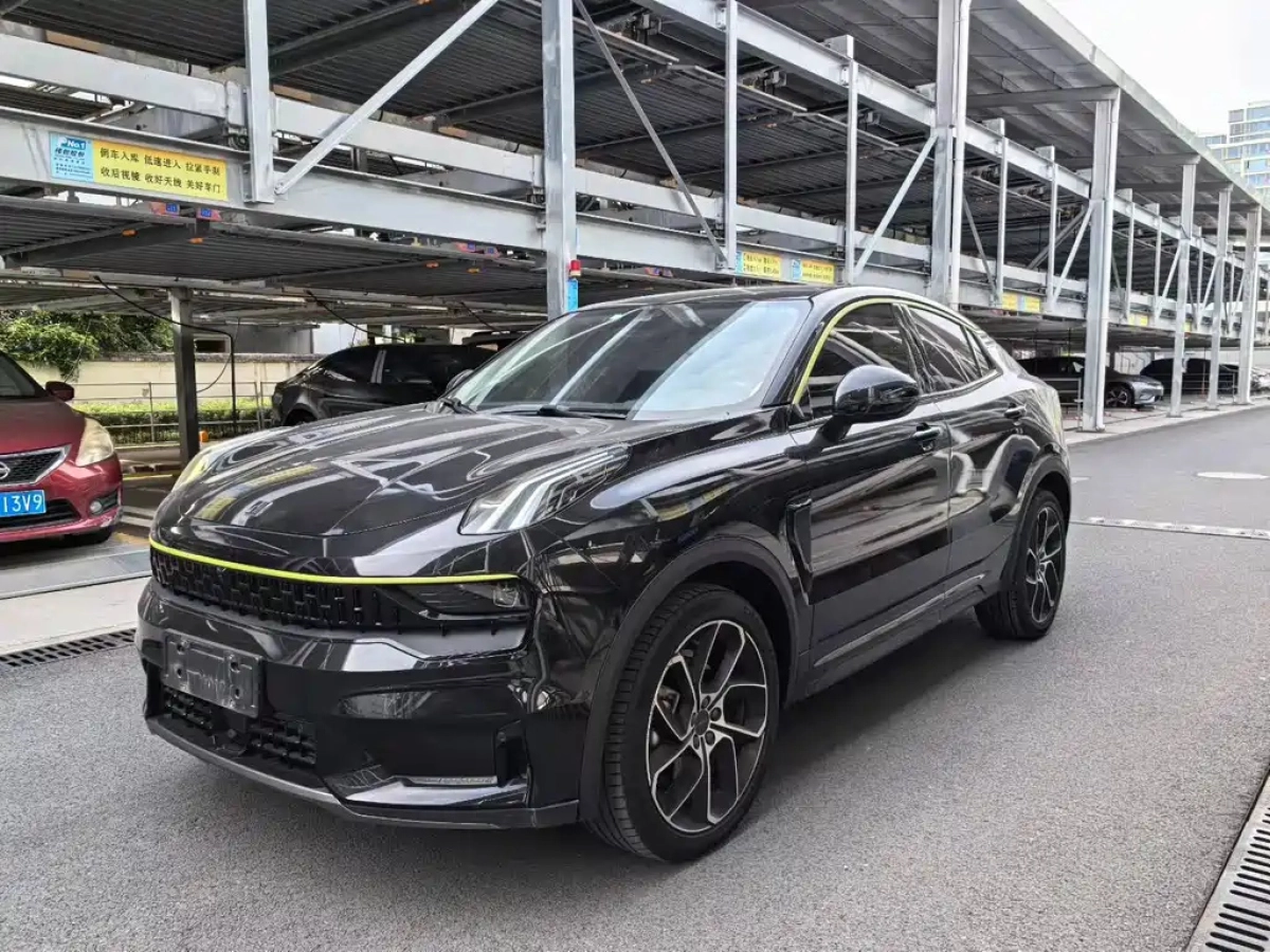 LYNK&CO 05