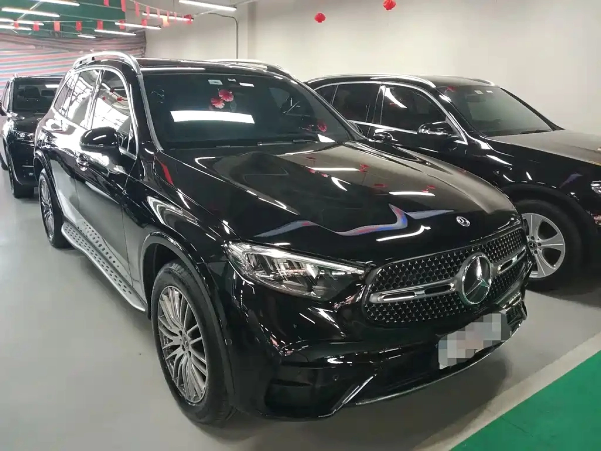MERCEDES BENZ GLC