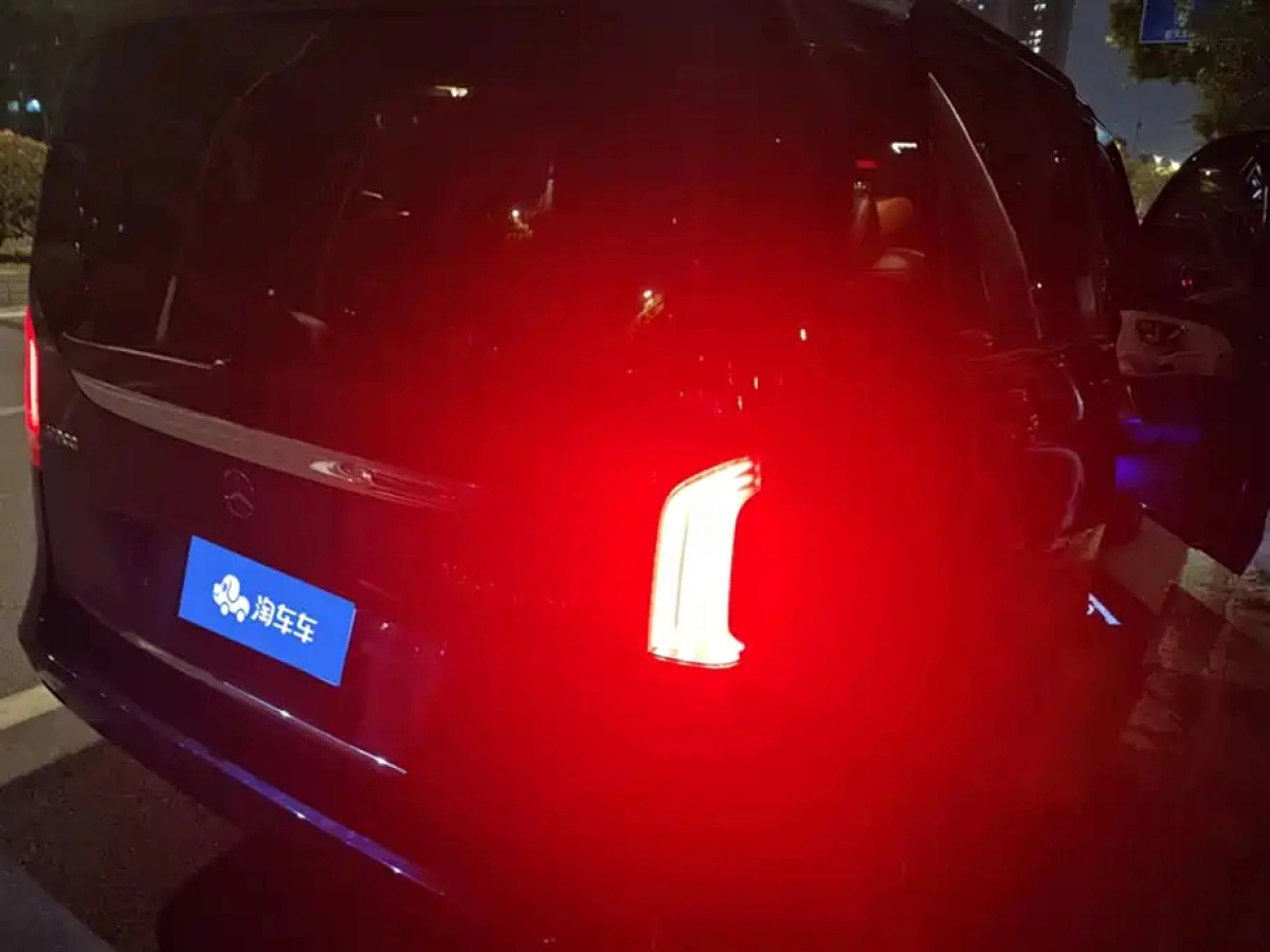 MERCEDES BENZ V-CLASS