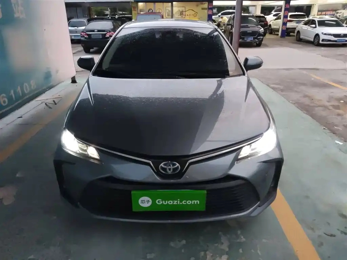 TOYOTA COROLLA