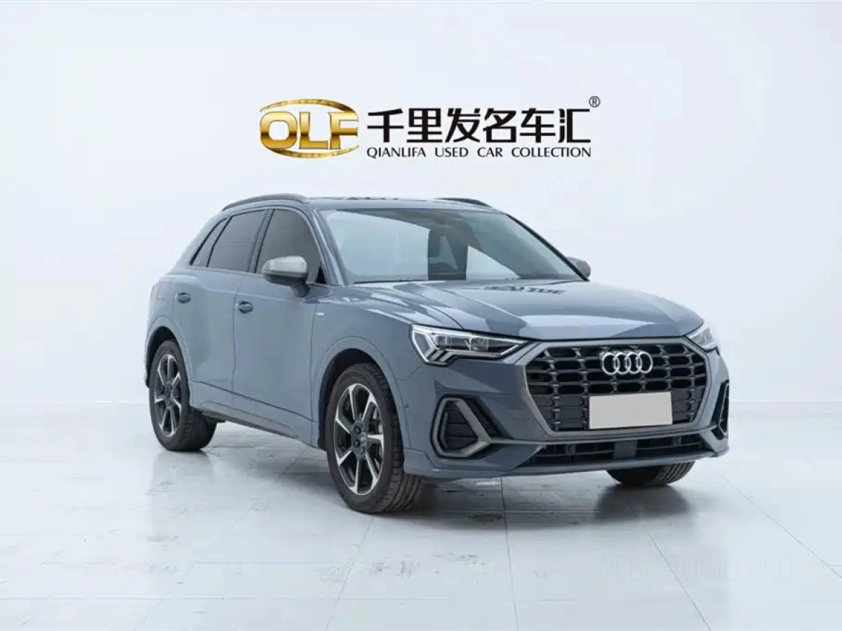 AUDI Q3
