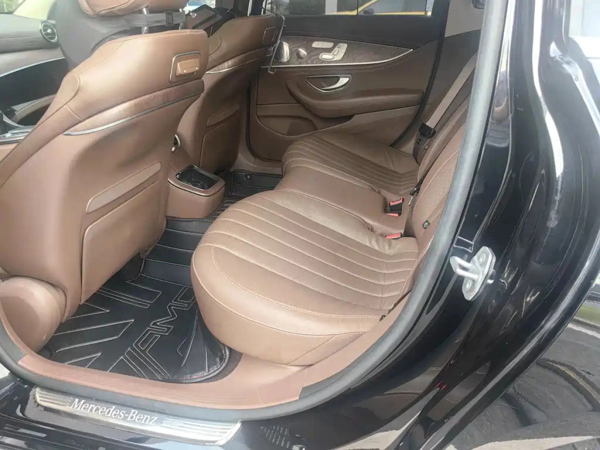MERCEDES BENZ E-CLASS