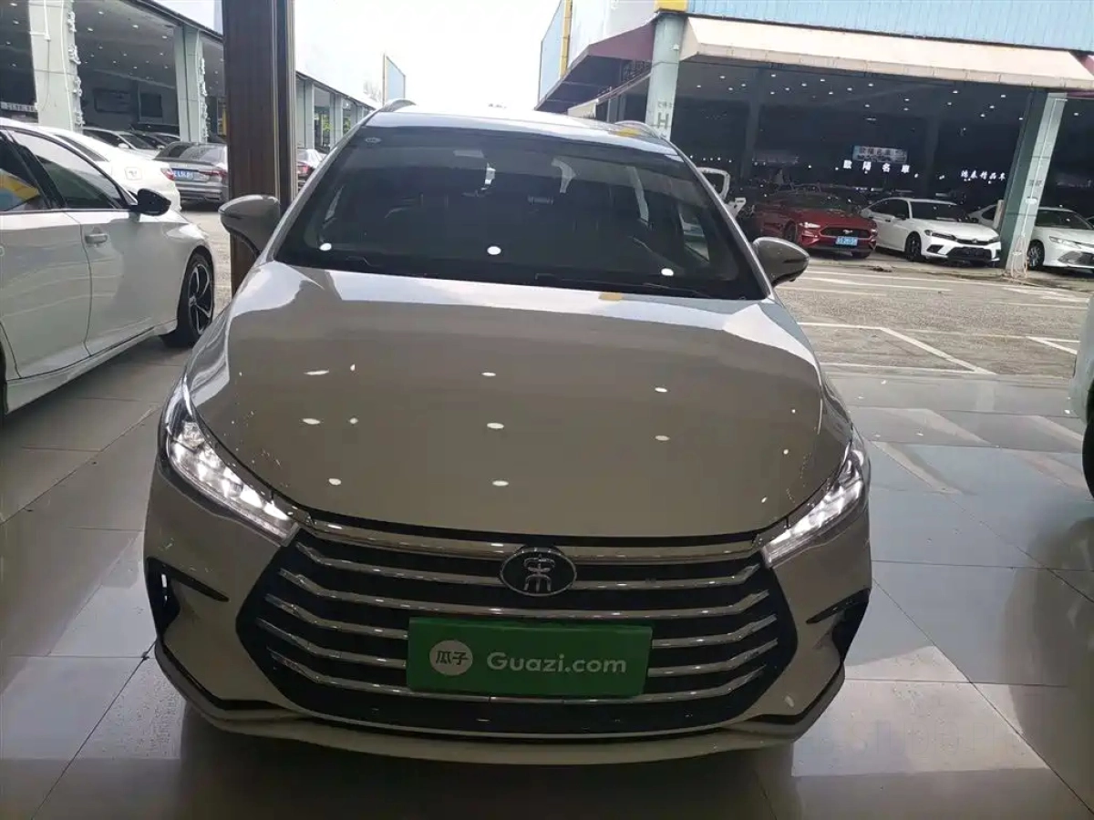 BYD SONG MAX
