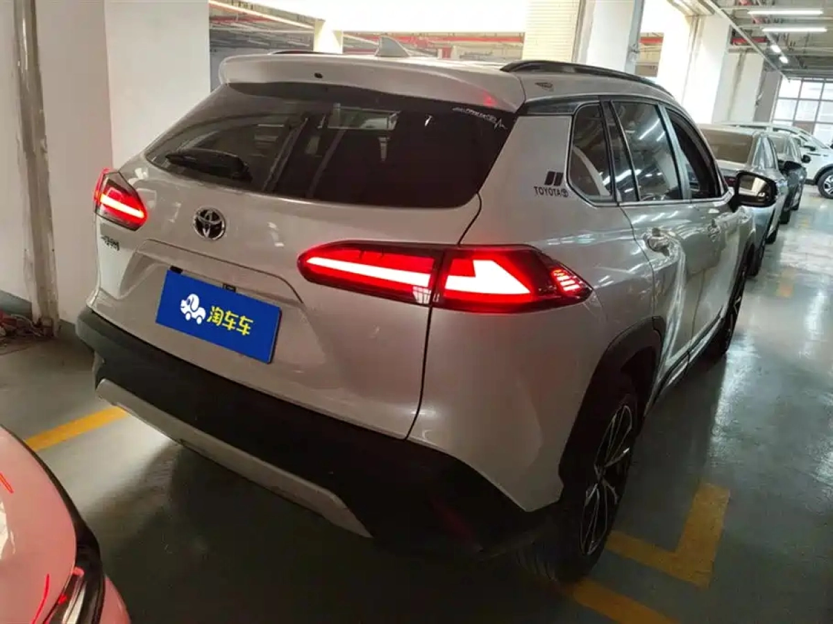 TOYOTA COROLLA CROSS
