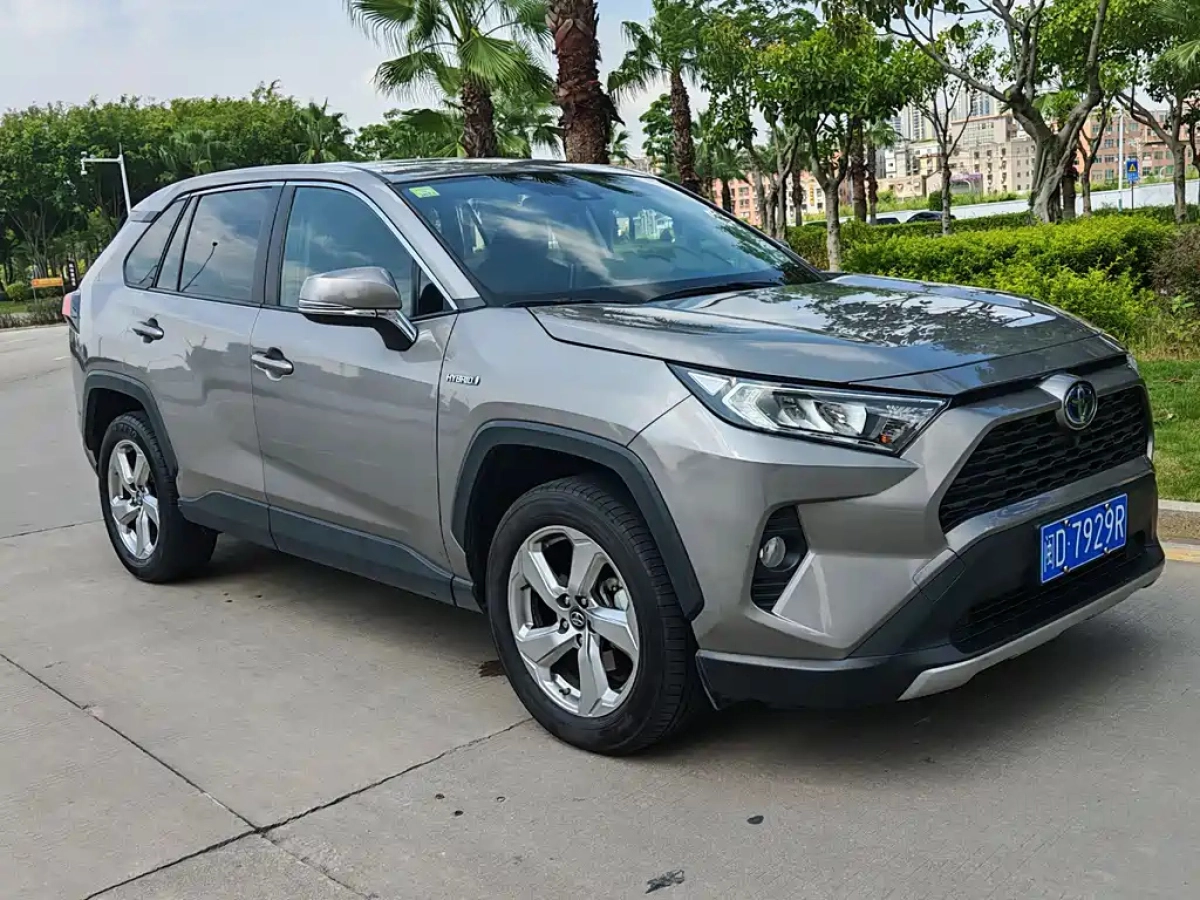 TOYOTA RAV4 RONGFANG