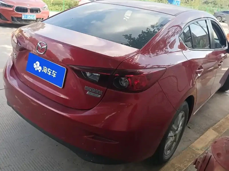 MAZDA 3 AXELA