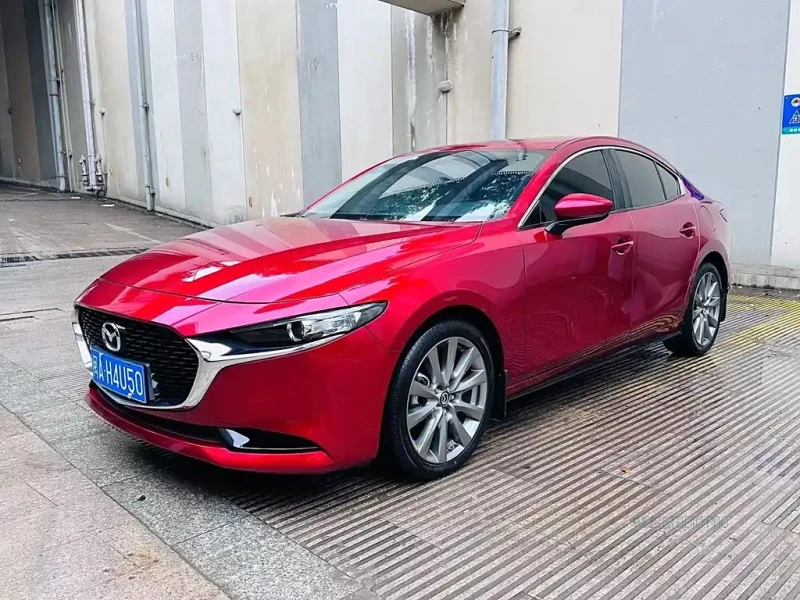 MAZDA 3 AXELA