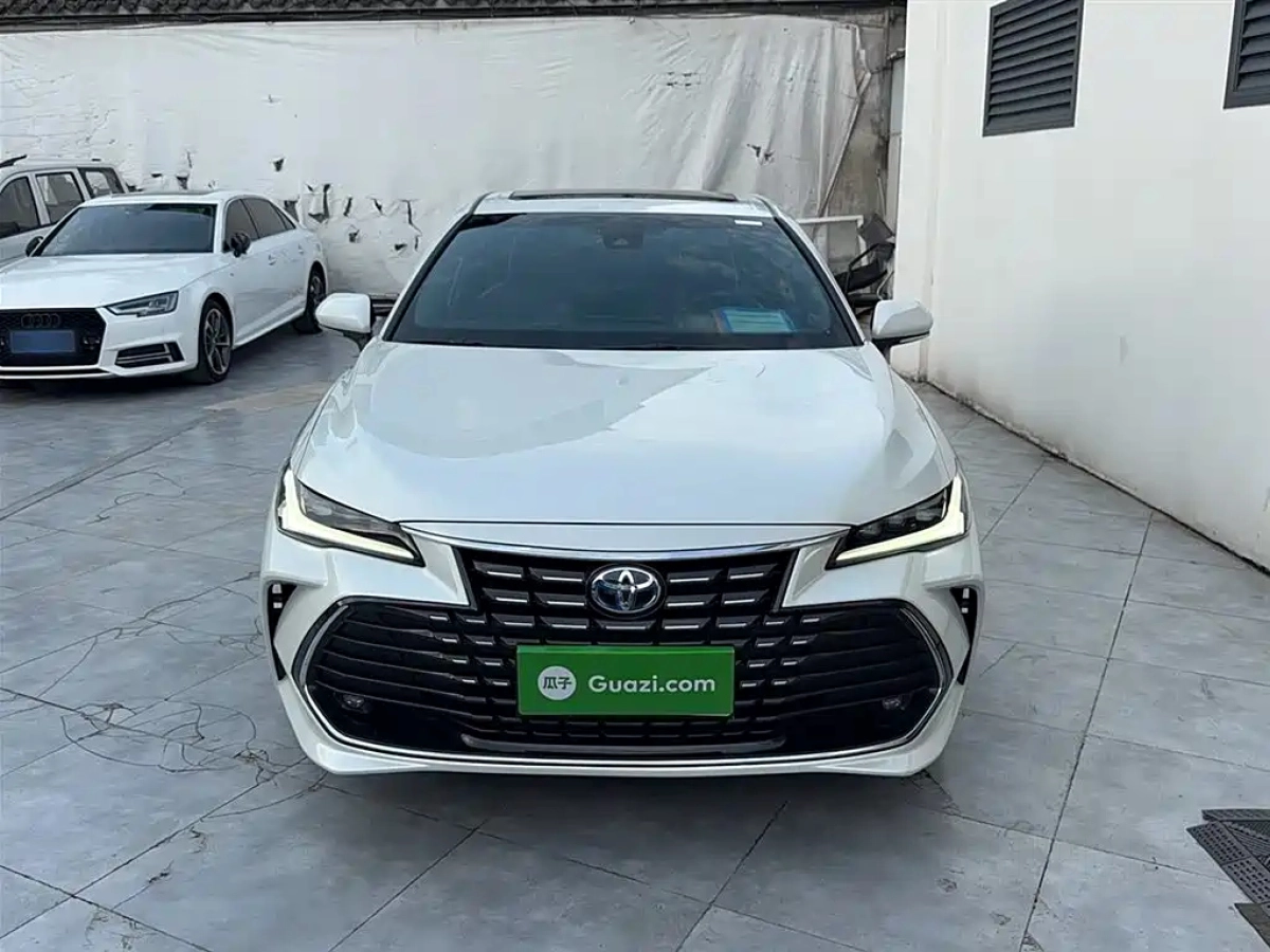 TOYOTA AVALON