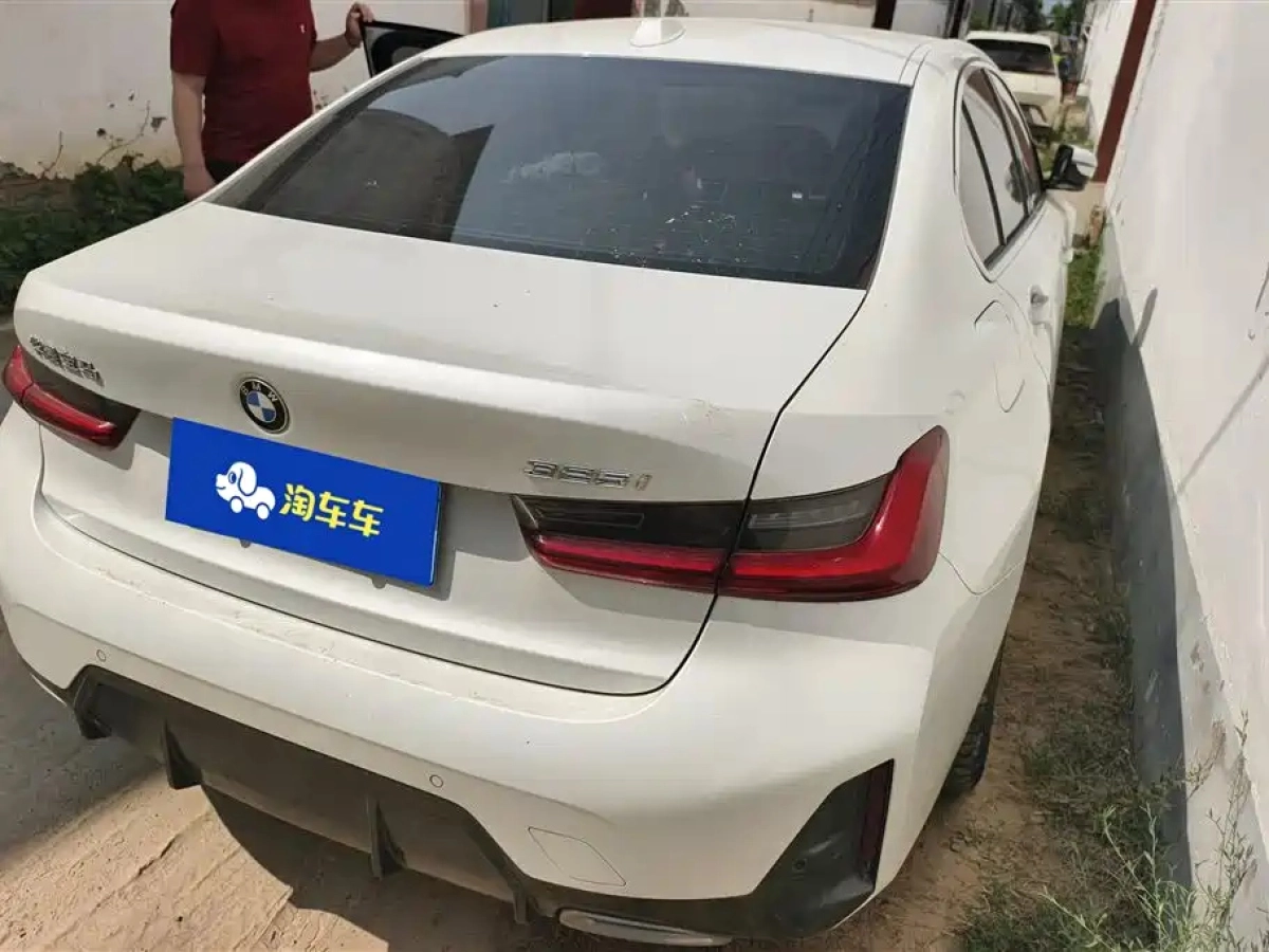 BMW 3-SERIES