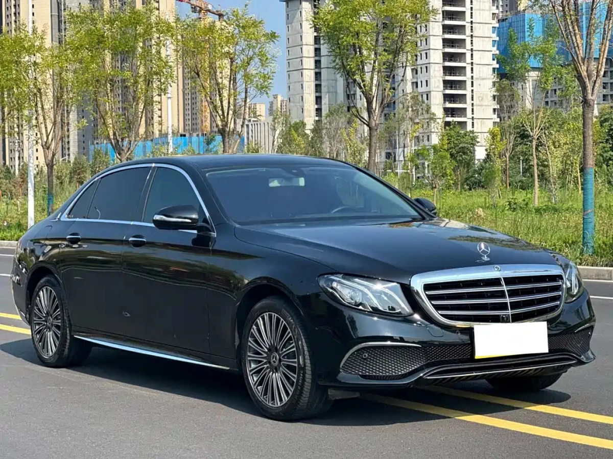MERCEDES BENZ E-CLASS