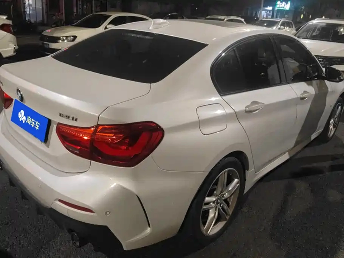 BMW 1-SERIES