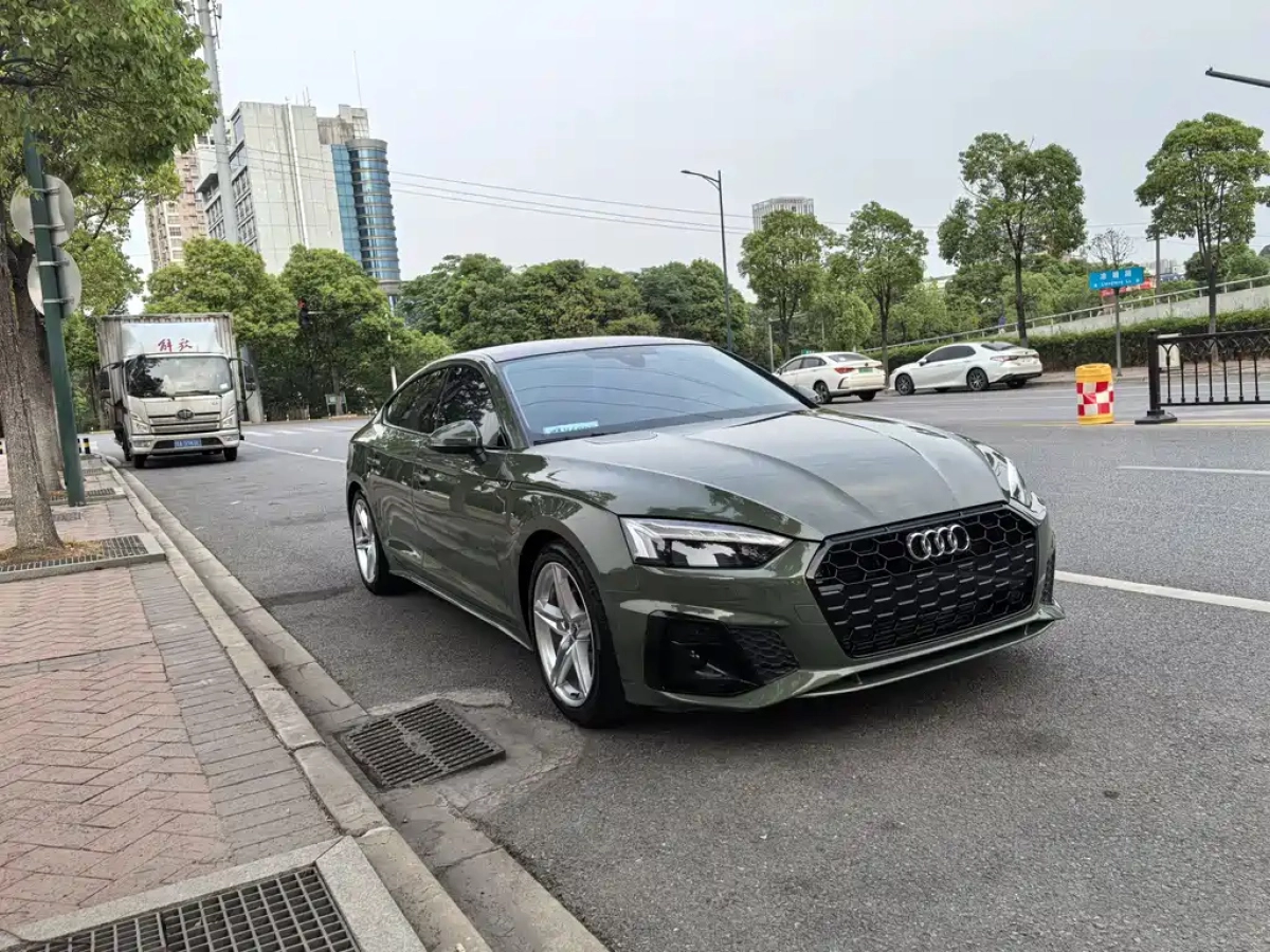 AUDI A5