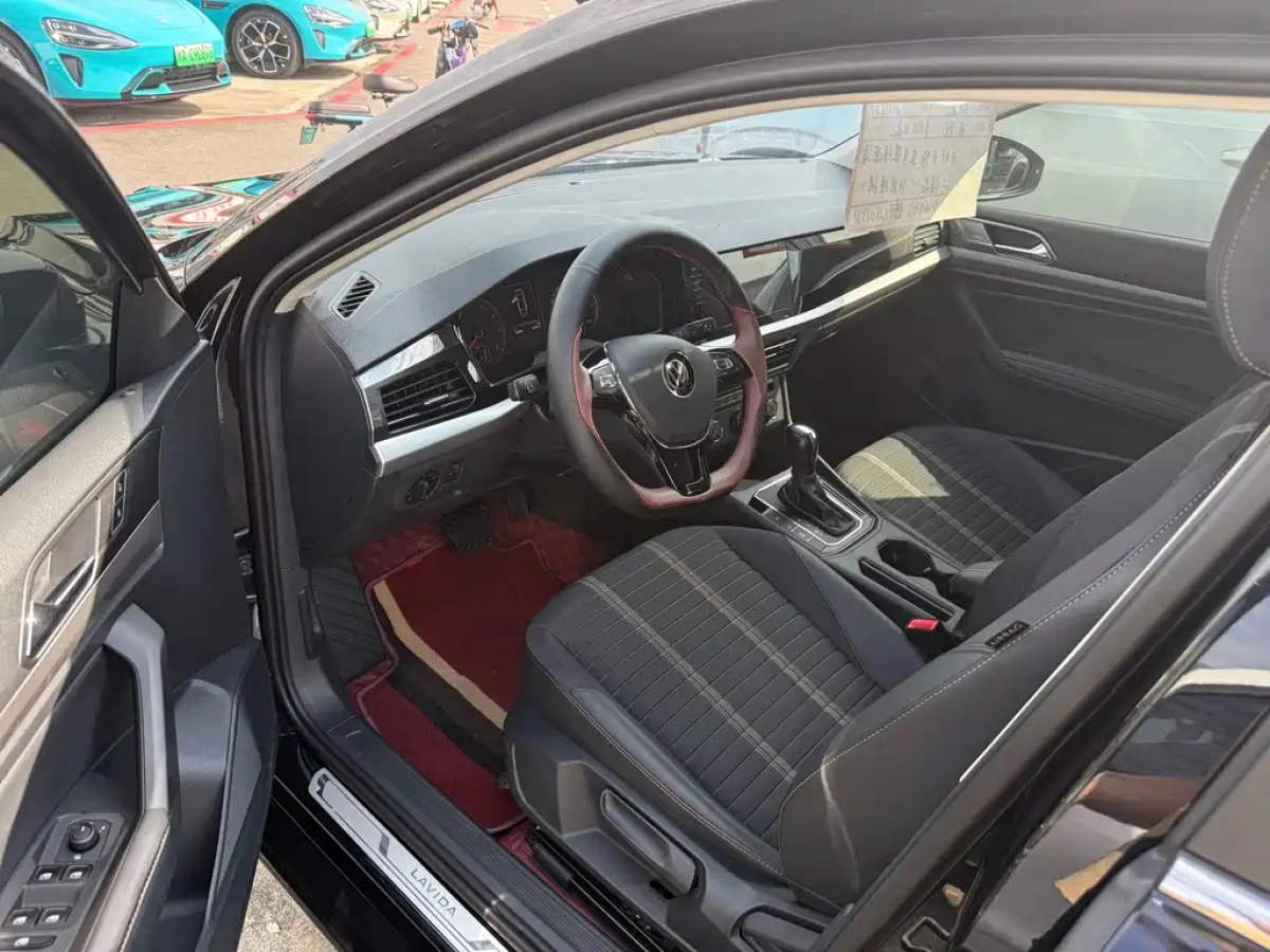 VOLKSWAGEN LAVIDA
