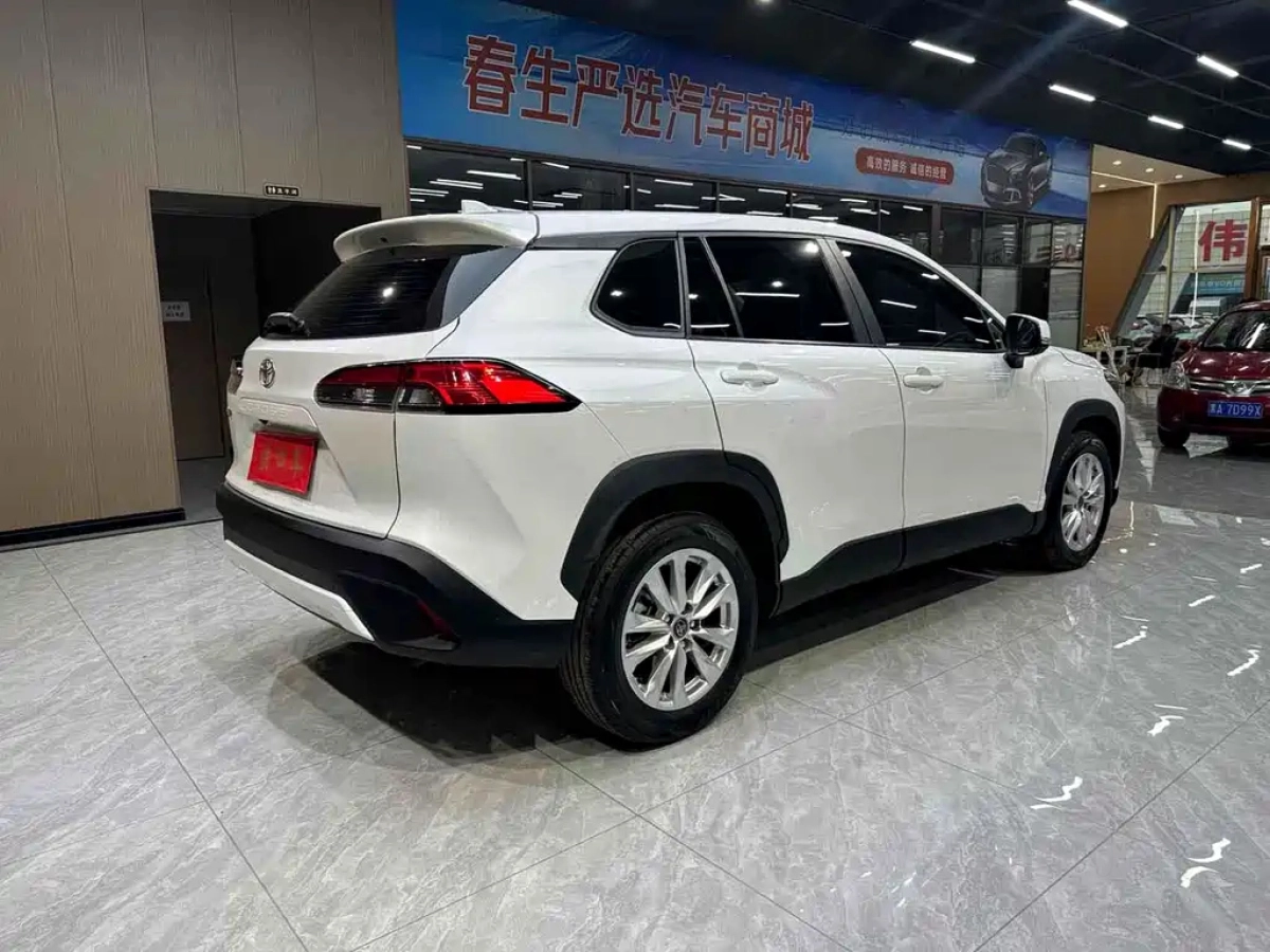 TOYOTA COROLLA CROSS