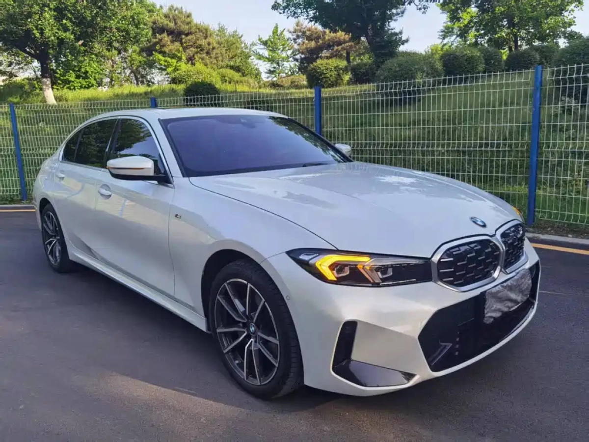 BMW 3-SERIES