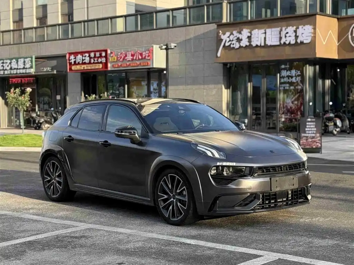 LYNK&CO 02 HATCHBACK