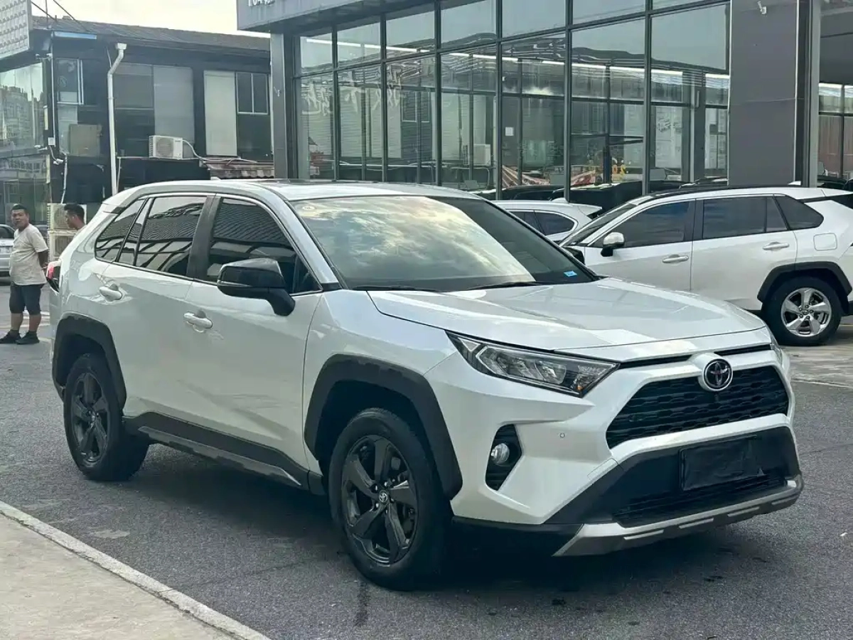TOYOTA RAV4 RONGFANG