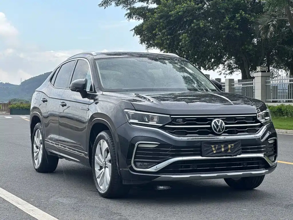 VOLKSWAGEN TAYRON X