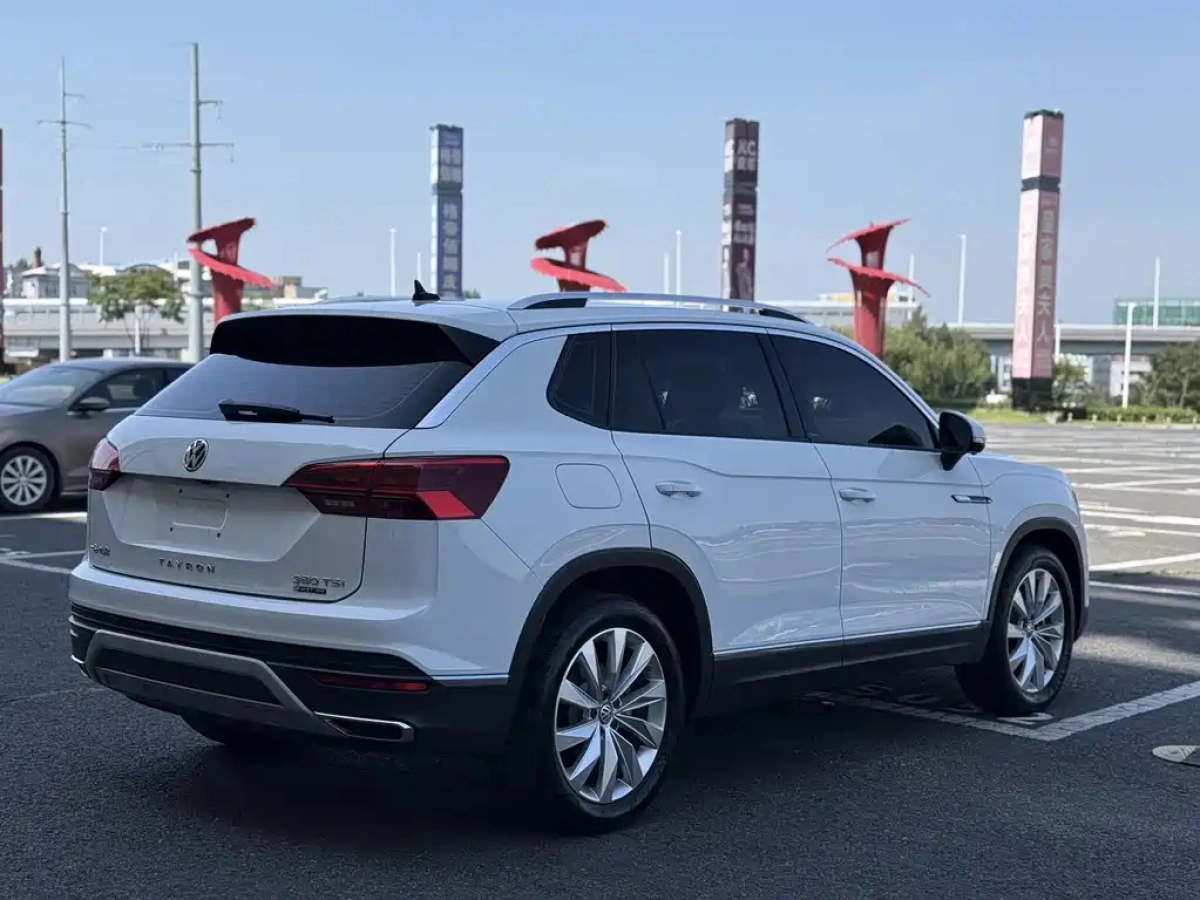 VOLKSWAGEN TAYRON