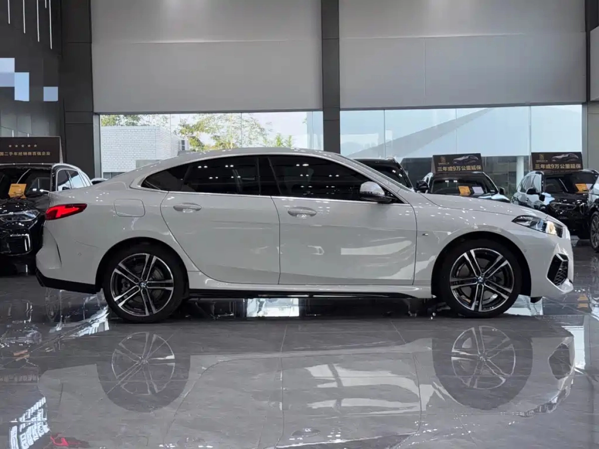 BMW 2-SERIES