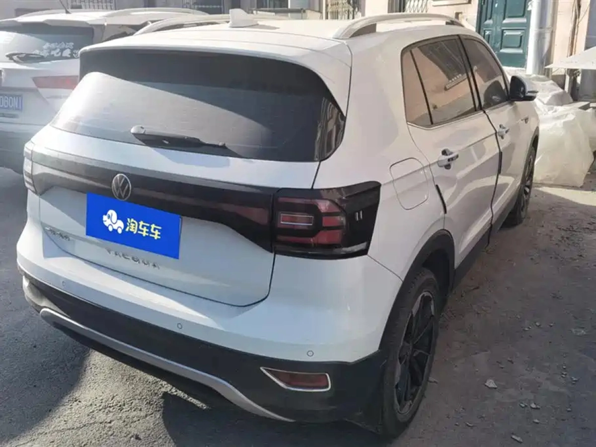 VOLKSWAGEN TACOUA