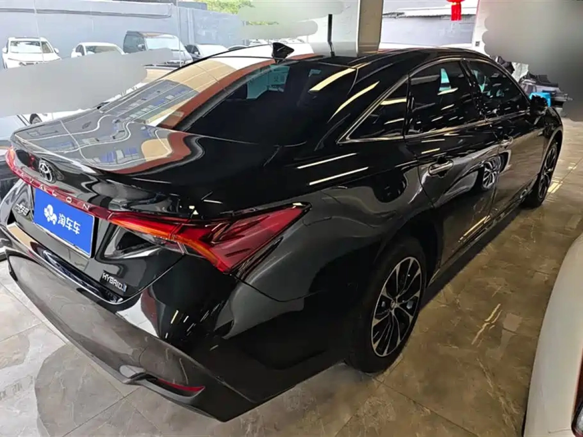 TOYOTA AVALON