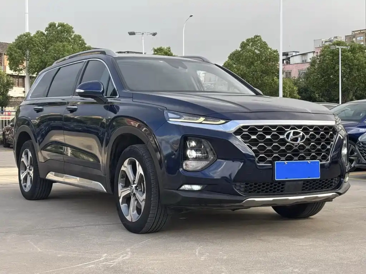 HYUNDAI SANTAFE