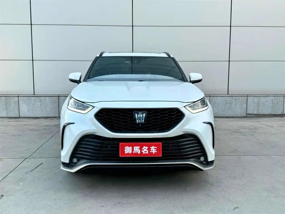TOYOTA CROWN LUFANG