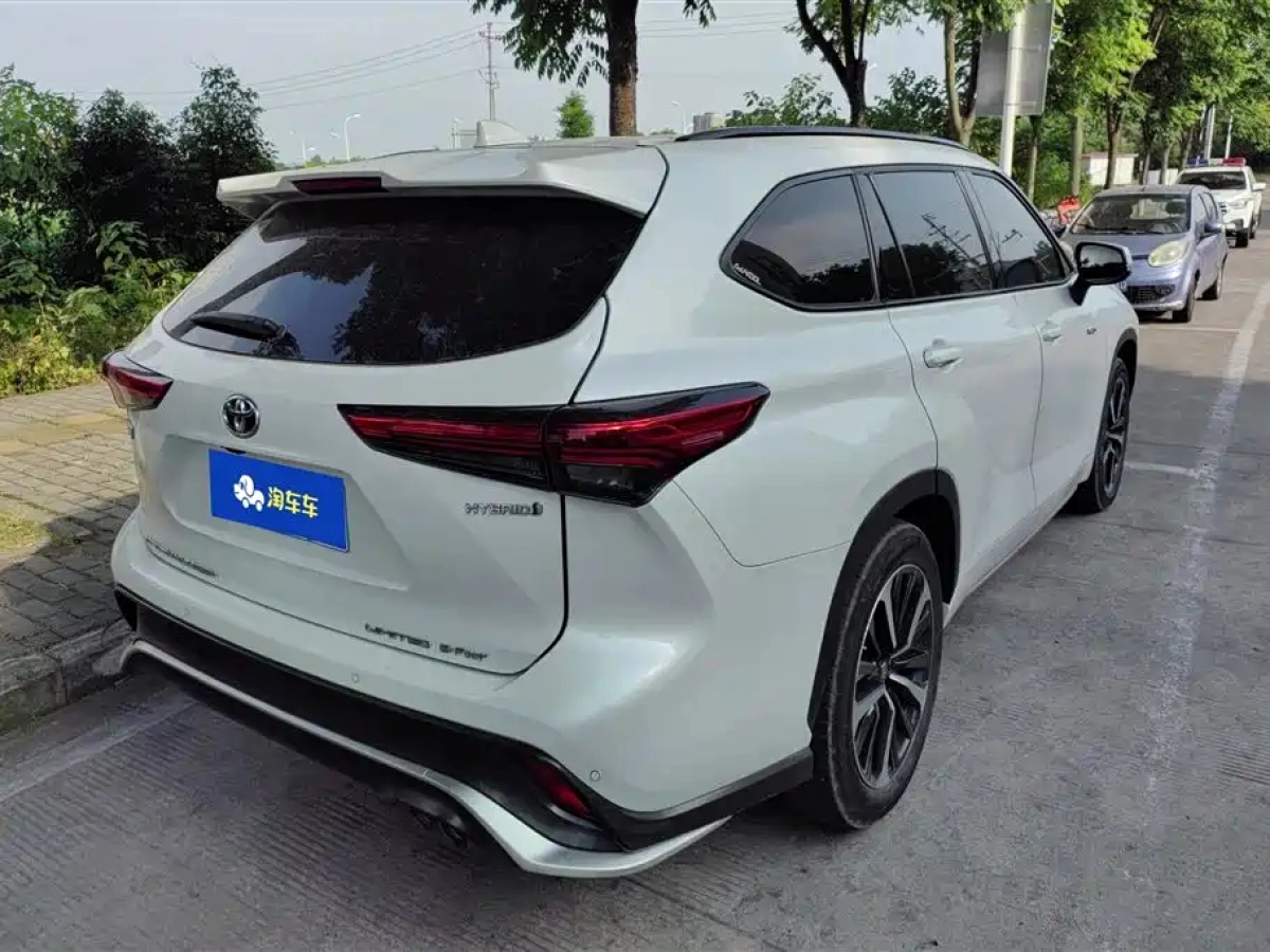 TOYOTA CROWN LUFANG