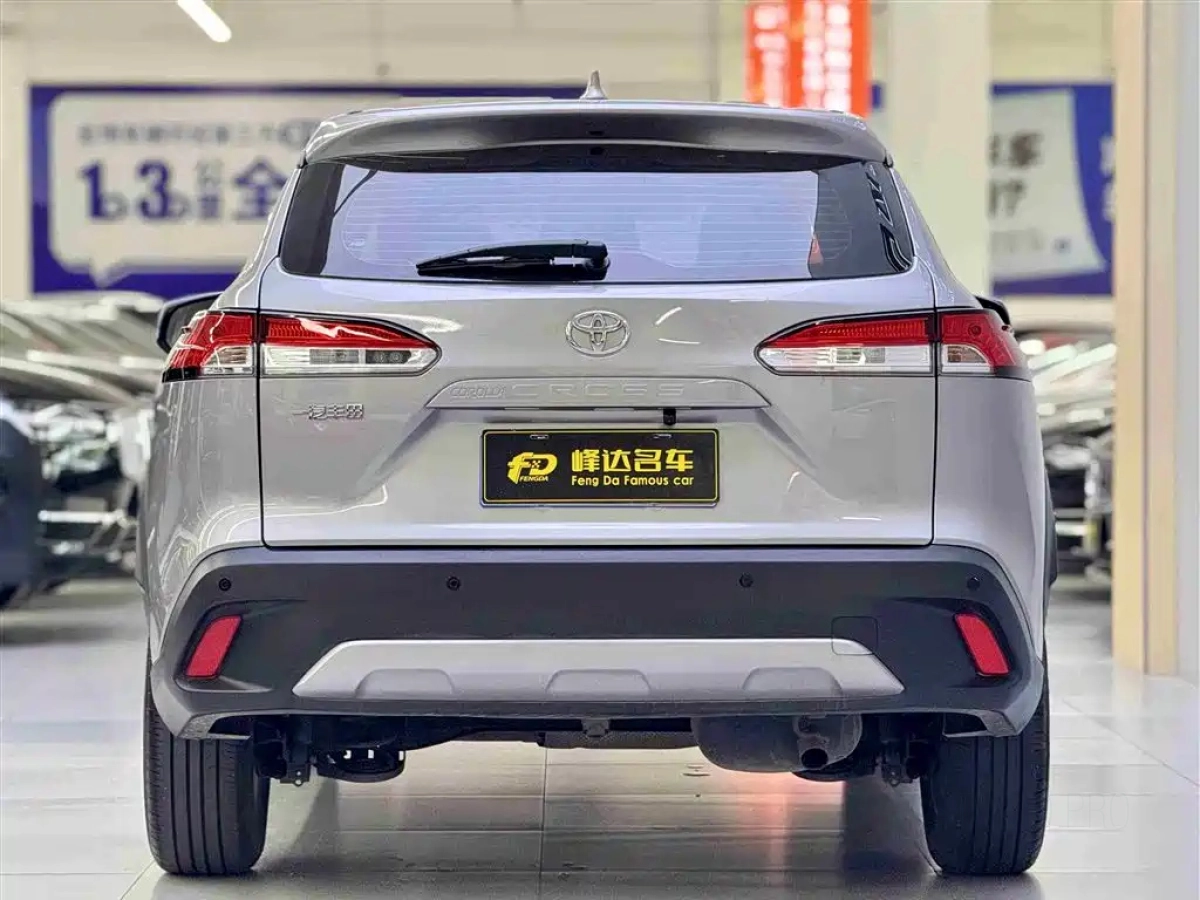 TOYOTA COROLLA CROSS