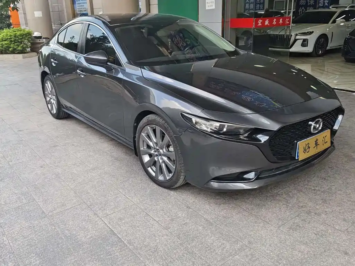 MAZDA 3 AXELA