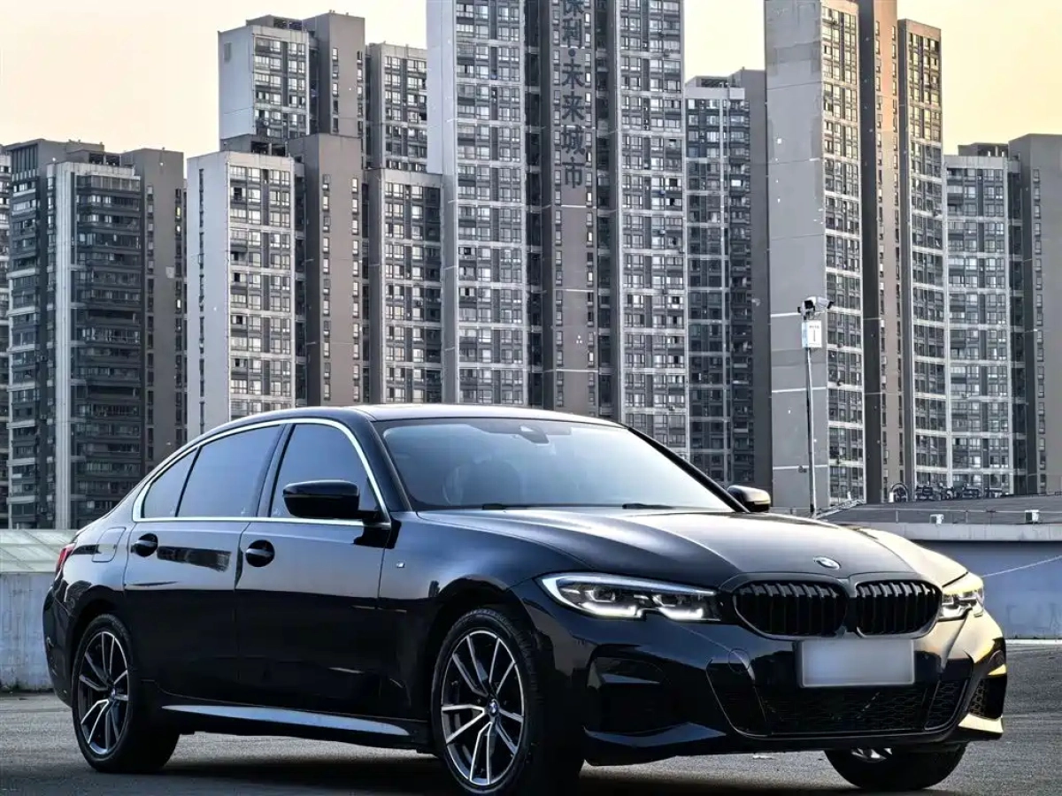 BMW 3-SERIES