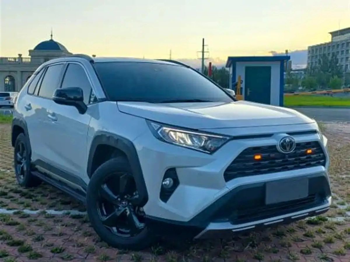 TOYOTA RAV4 RONGFANG