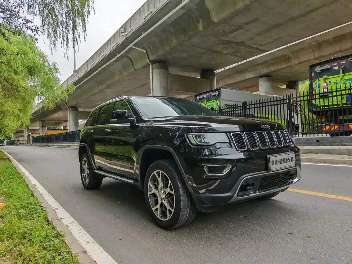 JEEP GRAND CHEROKEE IMPORT