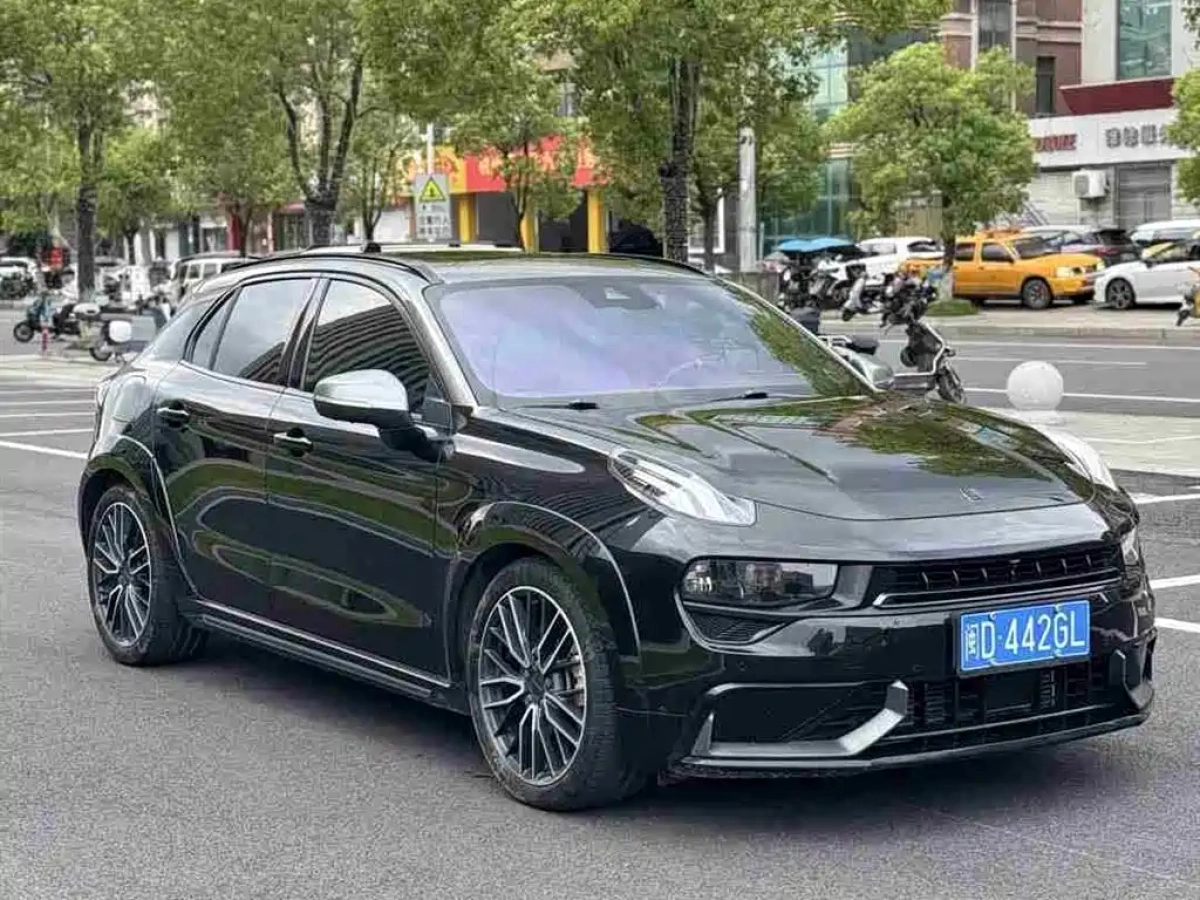 LYNK&CO 02 HATCHBACK