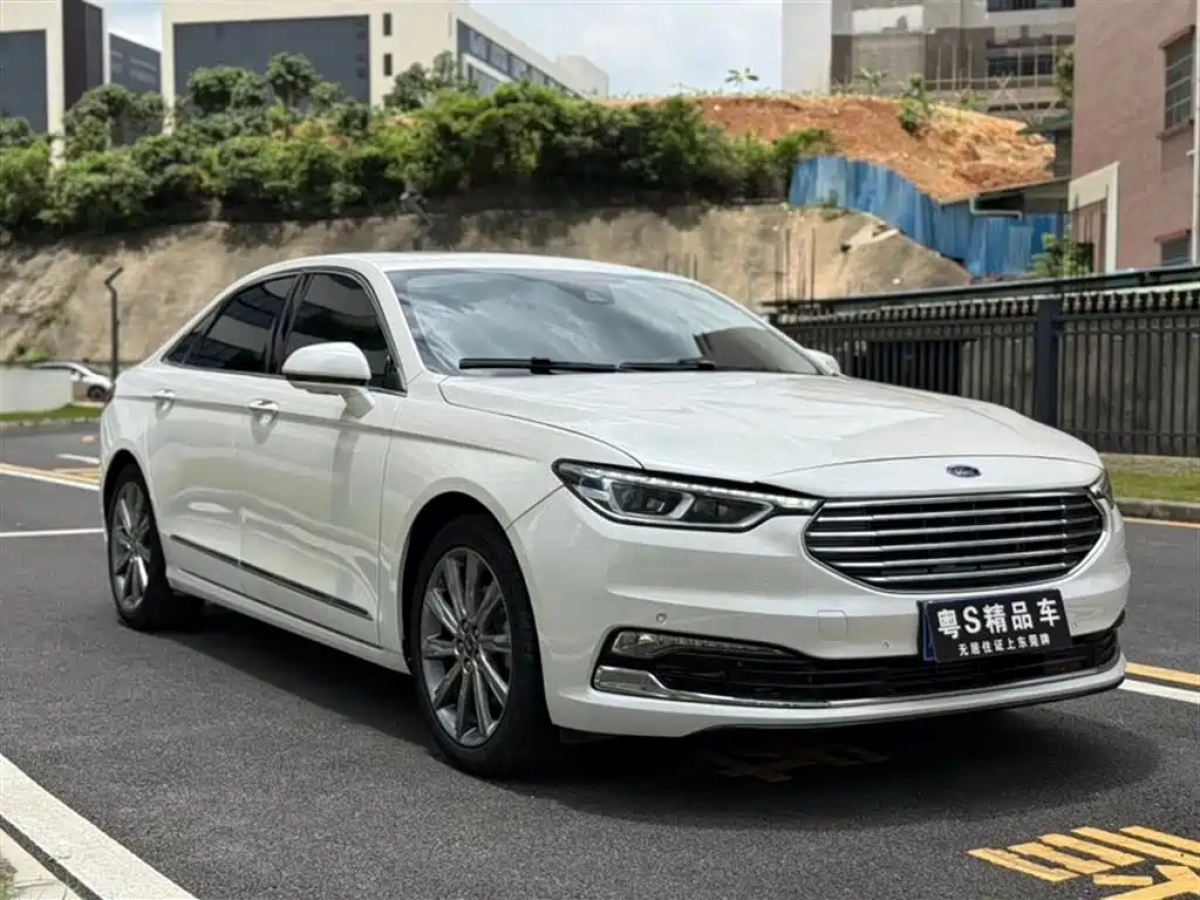 FORD TAURUS