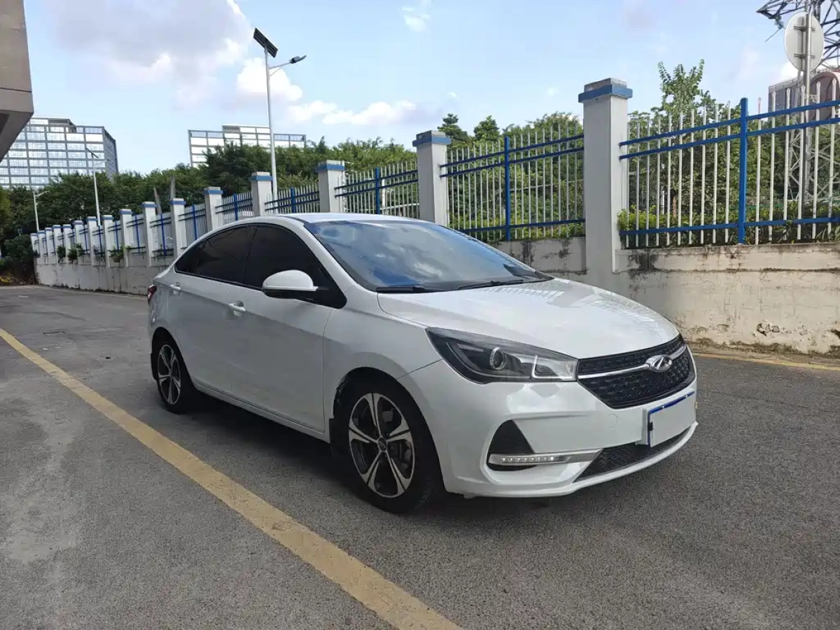 CHERY ARRIZO 5