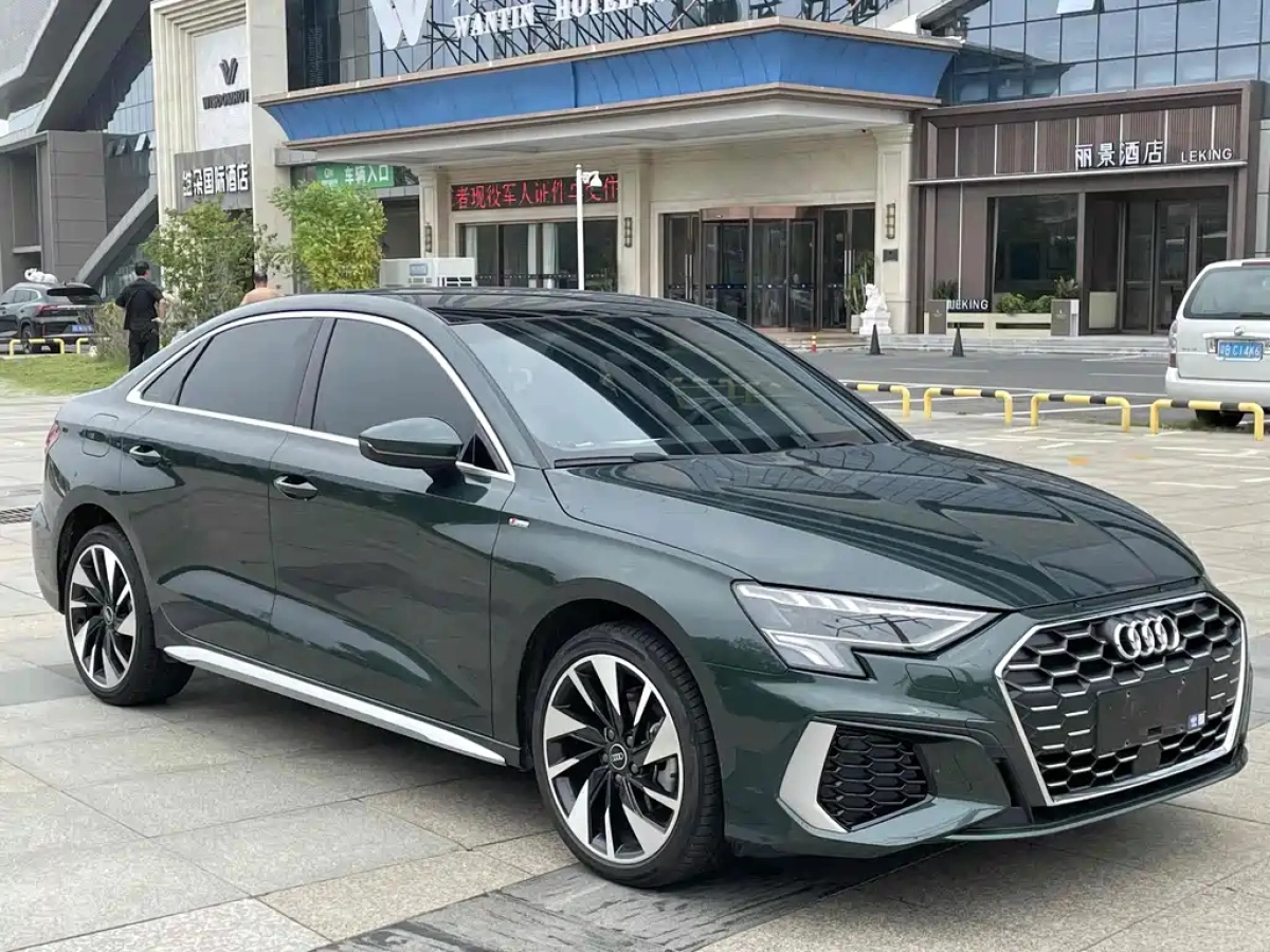 AUDI A3