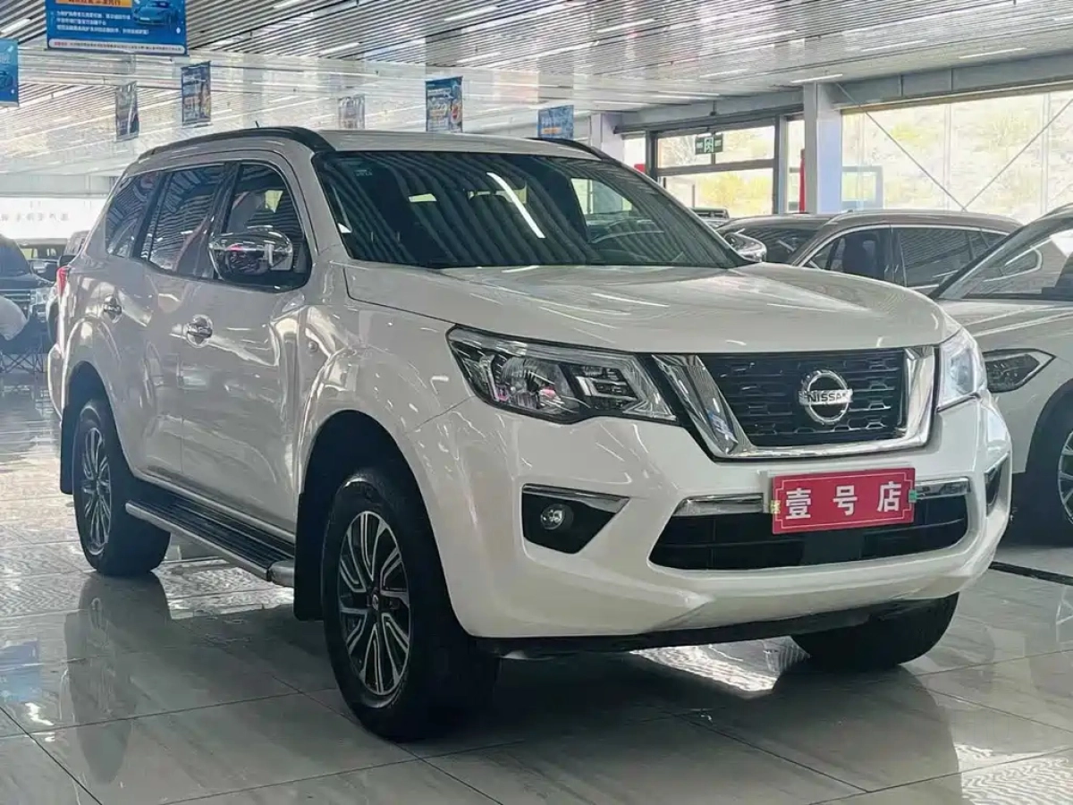 NISSAN TERRA